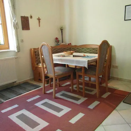 Ferienhaus Waldwipfelromantik * וייכטאך